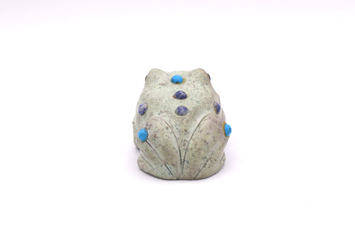 Turquoise &amp; Sodalite Spotted Frog Carving