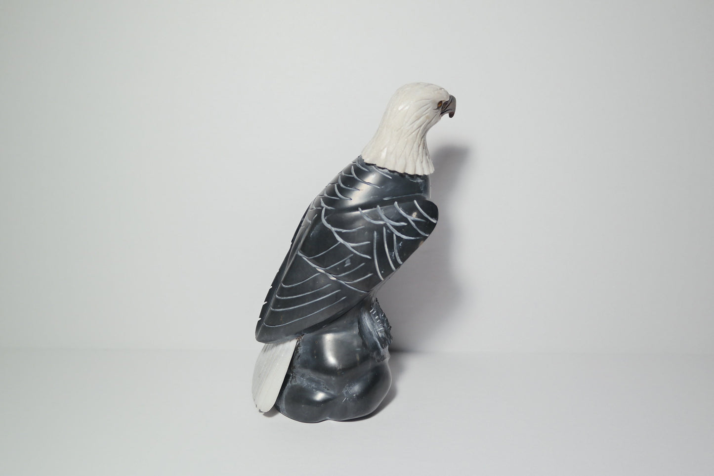 Black Onyx and White Marble Eagle Carving