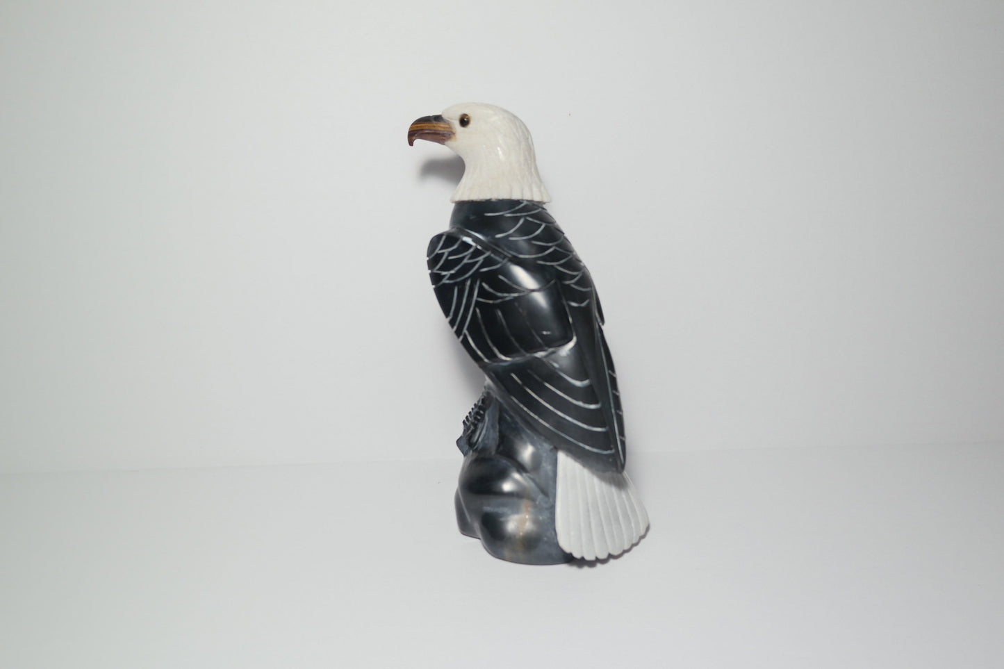 Black Onyx and White Marble Eagle Carving