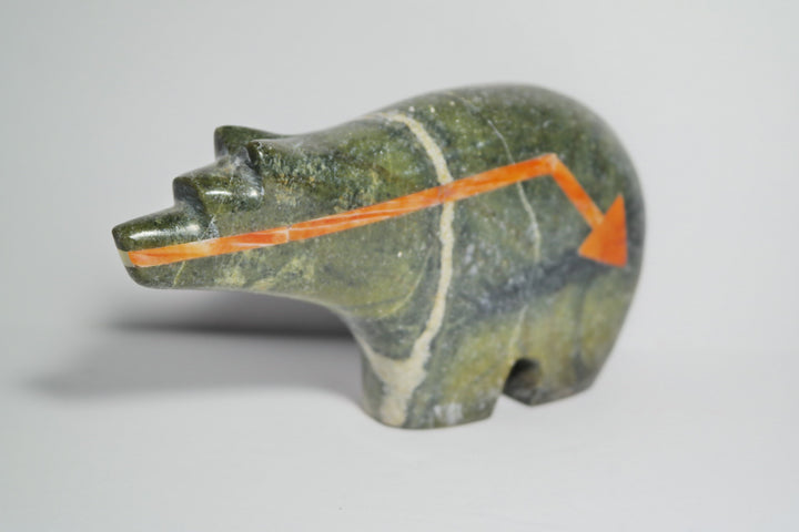 Serpentine Simple Bear Carving 2 Heartlines
